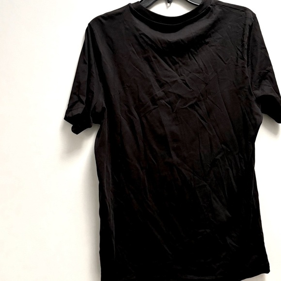 Puma Men's Short-Sleeve Wave Logo-Graphic T-Shirt - Black-shirt - Picture 7 of 12